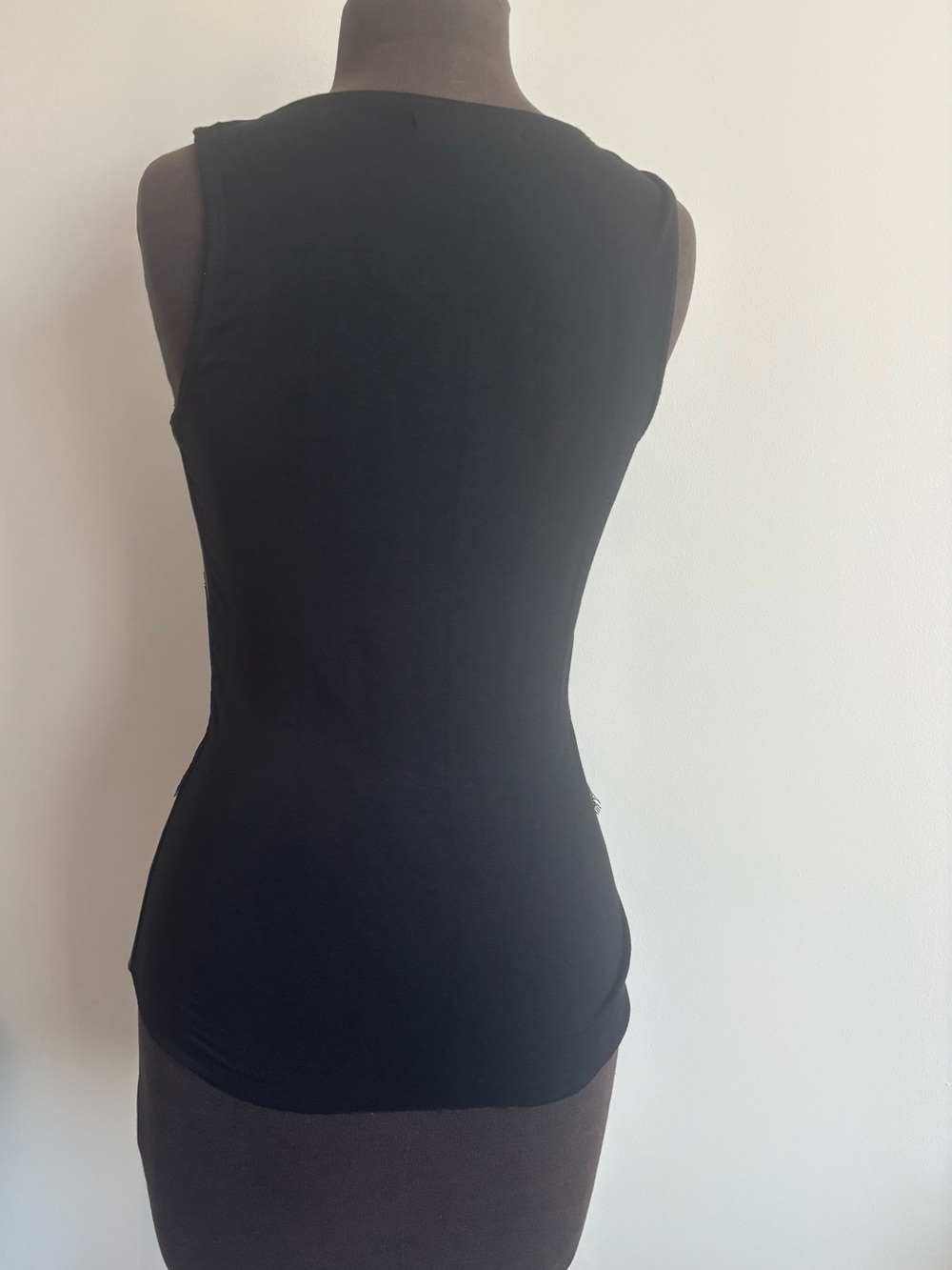 Size M, Bailey/44 Vegan Leather Lace Sleeveless Dressy Stretch Top Made In USA - Picture 8 of 13
